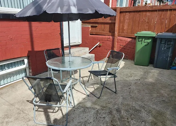 Apartment Lovely Studio-flat With Free Parking, Free Wifi. *